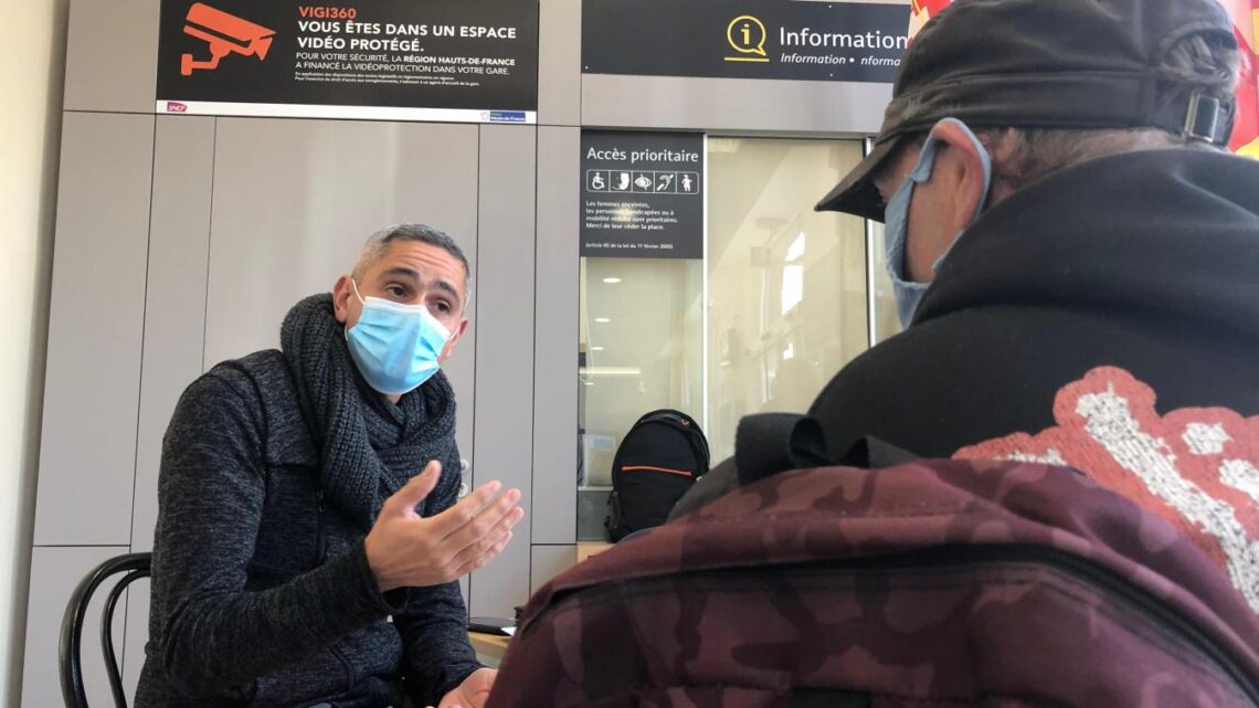 Les cheminots recrutent en gare de Beauvais