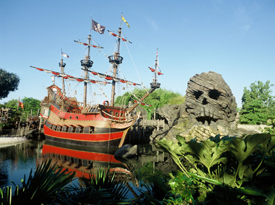 Réduction des effectifs à Disneyland Paris: la CGT rompt les négociations