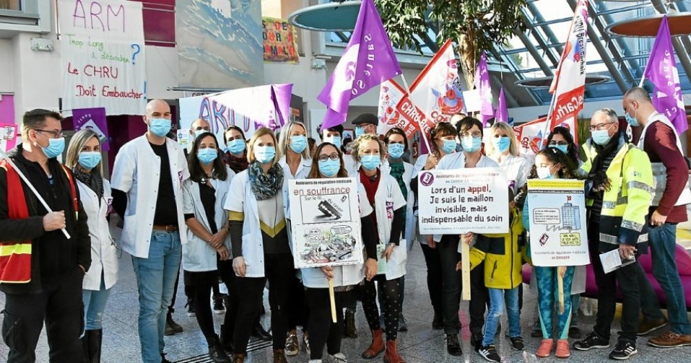 Manque d’effectifs : les assistants de régulation du Samu en grève à Brest