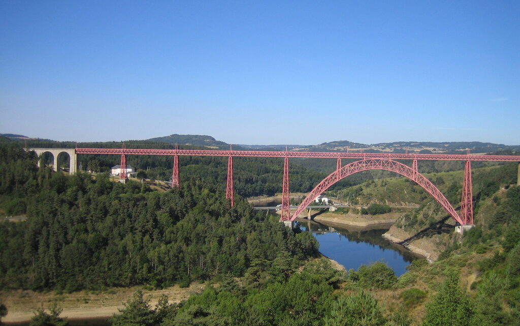 A quoi joue la SNCF sur la ligne Beziers-Neussargues ?